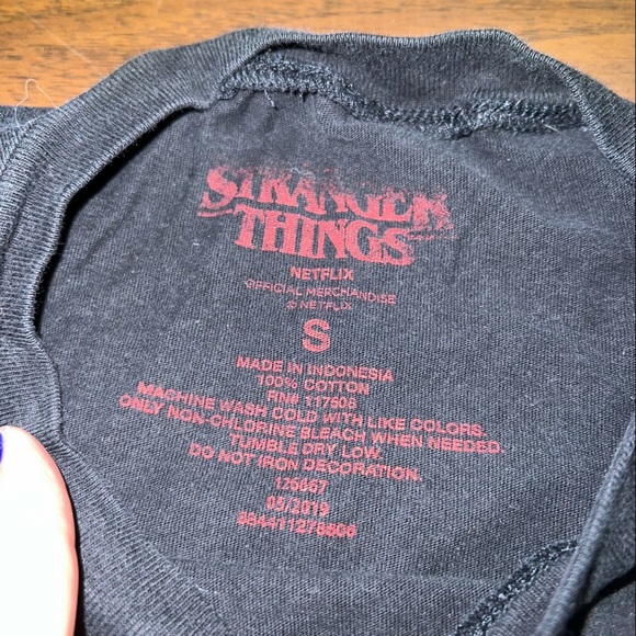 Stranger Things T-shirt - Picture 5 of 5
